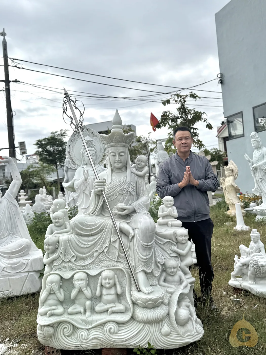 Tôn Tượng Địa Tạng Vương Bồ Tát