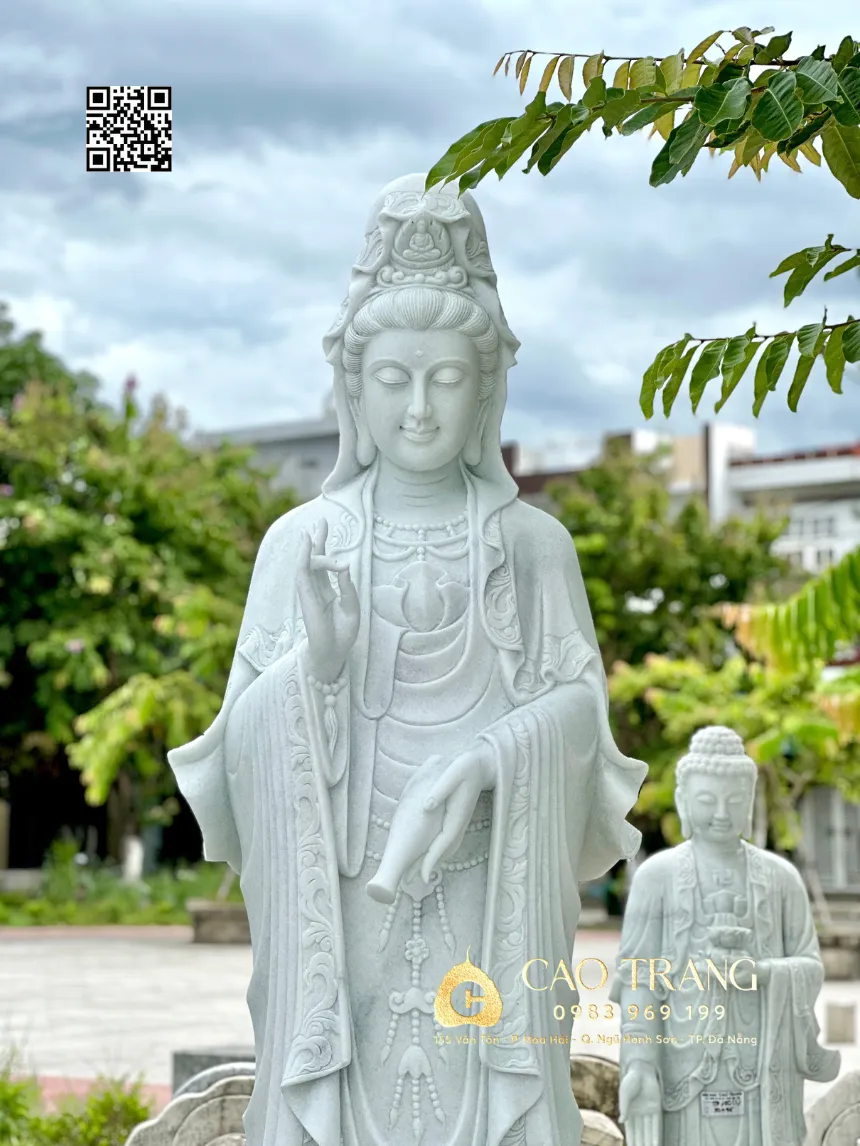 Tôn Trượng Quan Thế Âm Cao 2,5m Tại Long An