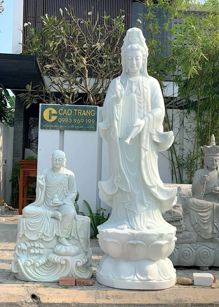 Tượng Quan Âm 27m