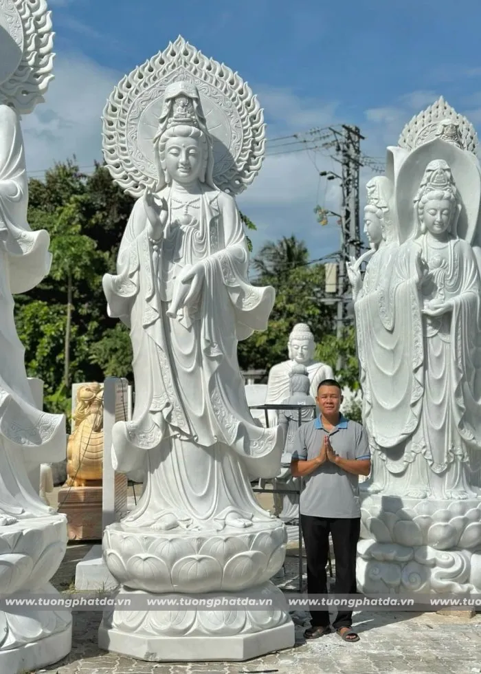 Tượng 42m